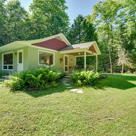 Cherry Cottage - Walk To Peninsula State Park!